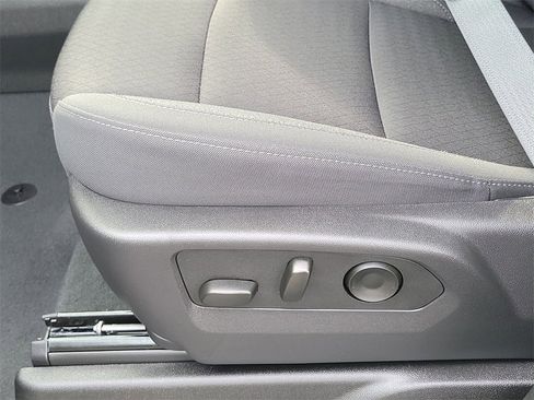 Certified 2025 Chevrolet Tahoe LS image 15