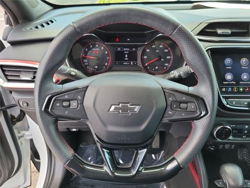 Used 2021 Chevrolet TrailBlazer RS w/ Sun and Liftgate Package FWD image 22