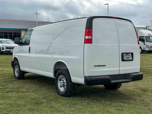 New 2025 Chevrolet Express 2500 w/ Driver Convenience Package RWD image 7