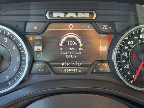 Used 2023 RAM 1500 Big Horn image 24