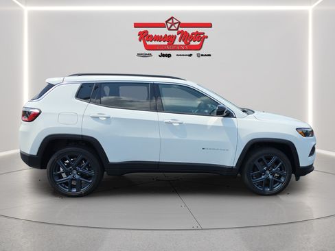 New 2026 Jeep Compass Latitude AWD/4WD image 6