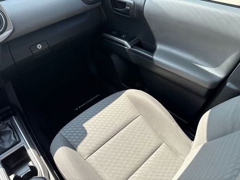 Used 2023 Toyota Tacoma SR5 RWD image 16