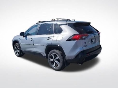 Used 2021 Toyota RAV4 SE w/ Weather & Moonroof Package AWD/4WD image 7