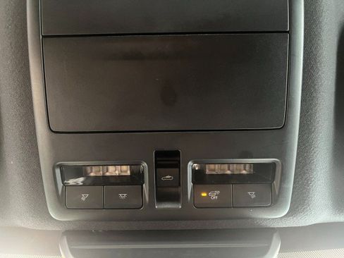Used 2021 MAZDA MAZDA3 s FWD image 31