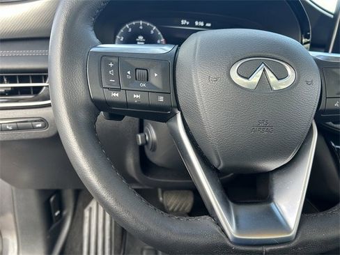 Certified 2025 INFINITI QX60 Luxe w/ Vision Package image 26