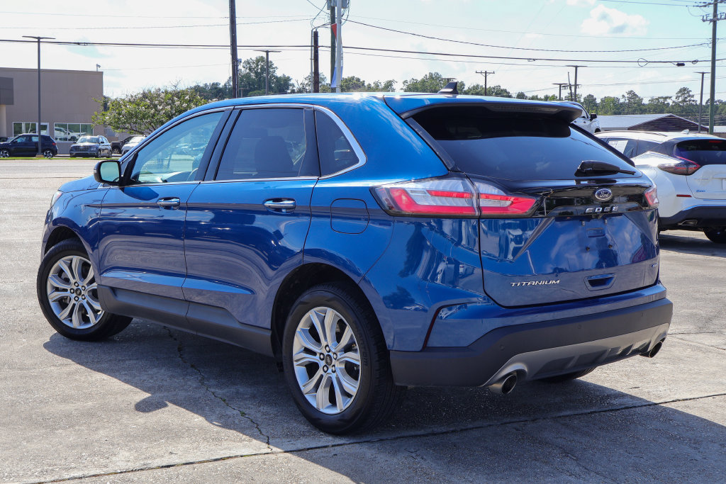 Used 2024 Ford Edge Titanium AWD/4WD image 2