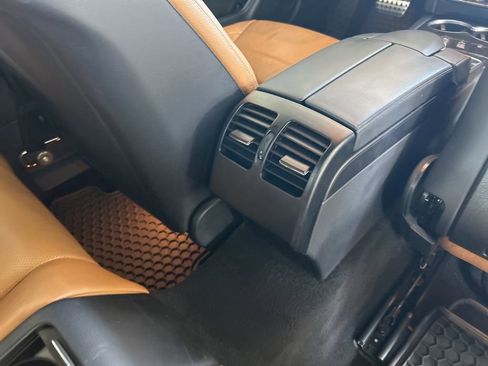 Used 2015 Mercedes-Benz E 550 Cabriolet image 35