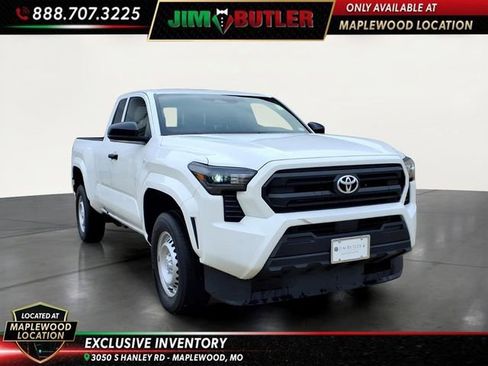 Used 2025 Toyota Tacoma SR RWD image 8