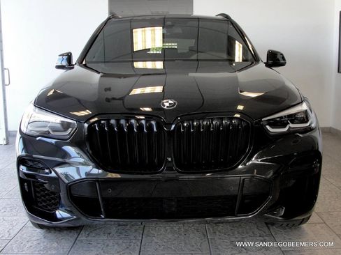 Used 2022 BMW X5 xDrive40i w/ M Sport Package AWD/4WD image 52