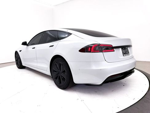 Used 2022 Tesla Model S AWD/4WD image 16