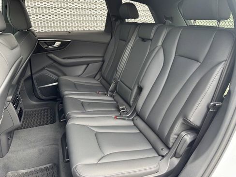 New 2025 Audi Q7 3.0T Premium Plus image 10