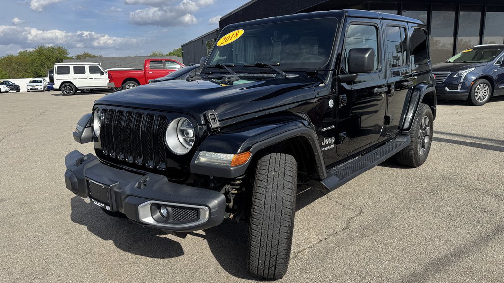 Used 2018 Jeep Wrangler Unlimited Sahara AWD/4WD image 4
