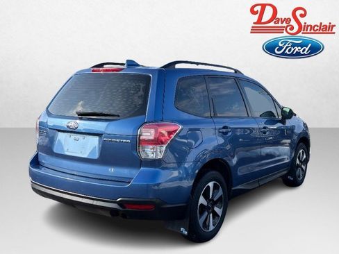 Used 2018 Subaru Forester 2.5i w/ Alloy Wheel Package image 7