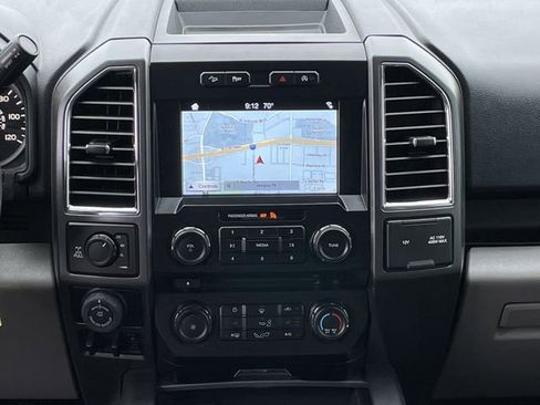 Used 2017 Ford F150 XLT w/ Equipment Group 302A Luxury AWD/4WD image 15