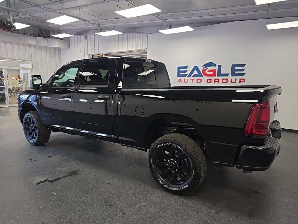 New 2026 RAM 2500 Big Horn AWD/4WD image 7