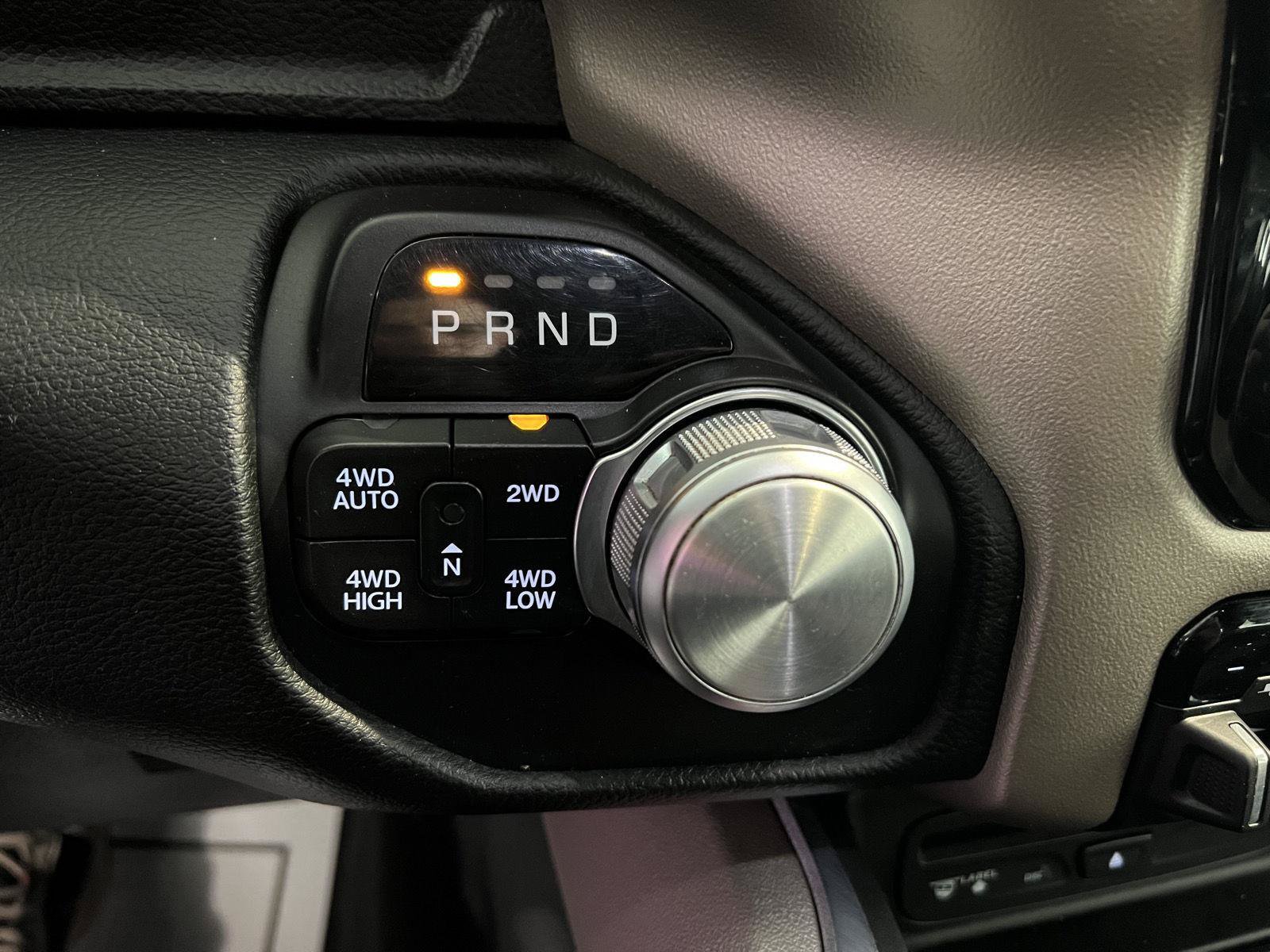 Used 2019 RAM 1500 Laramie AWD/4WD image 21