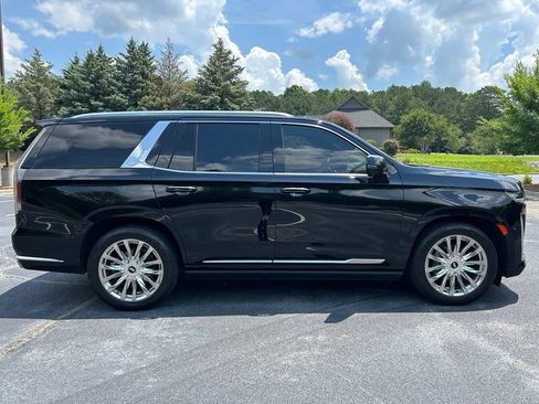 Used 2022 Cadillac Escalade Premium Luxury w/ Performance Package AWD/4WD image 28
