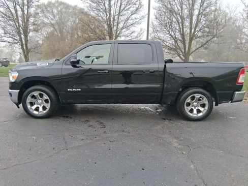 Used 2022 RAM 1500 Big Horn AWD/4WD image 3