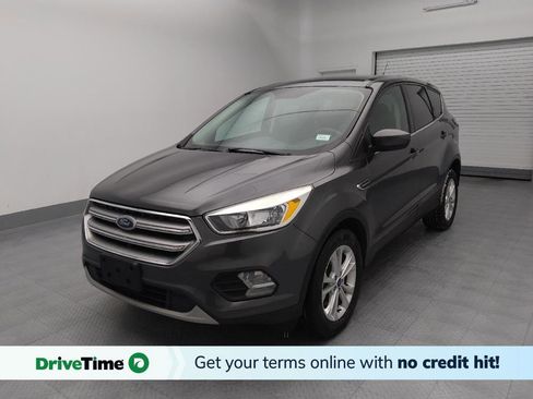 Used 2017 Ford Escape SE image 1