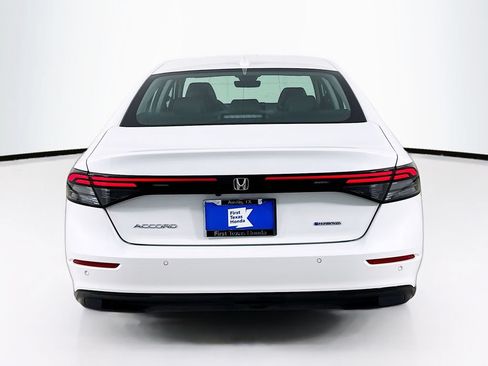Used 2025 Honda Accord EX-L image 6