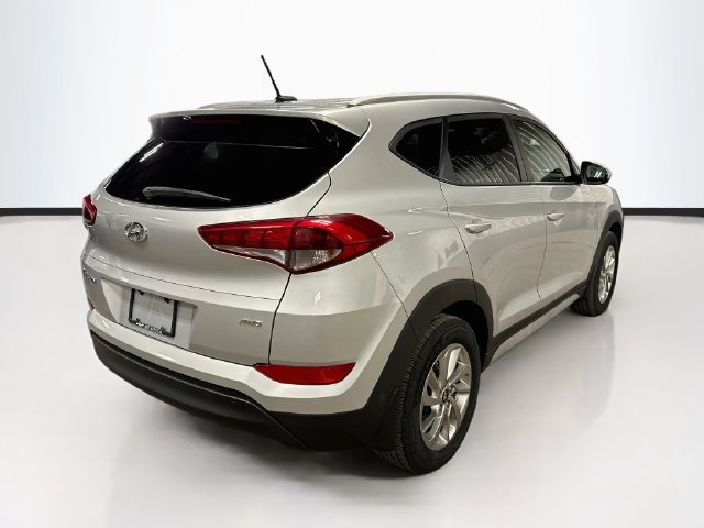 Used 2017 Hyundai Tucson SE w/ SE Popular Package 02 AWD/4WD image 7
