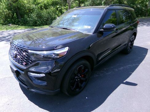 Used 2024 Ford Explorer ST w/ Equipment Group 401A AWD/4WD image 5