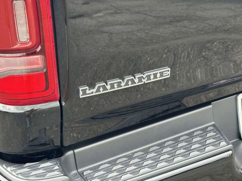 Used 2023 RAM 1500 Laramie AWD/4WD image 11