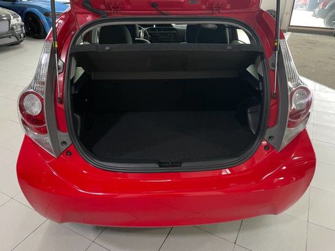 Used 2013 Toyota Prius C Two image 7