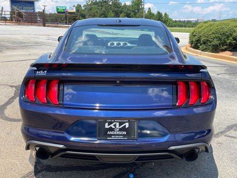 Used 2019 Ford Mustang Premium w/ Equipment Group 201A RWD image 5