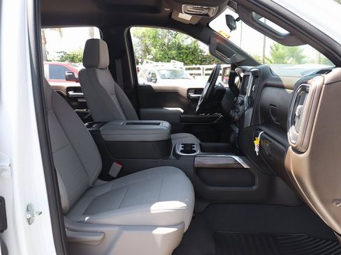 Used 2022 Chevrolet Silverado 1500 RST w/ Safety Package image 37