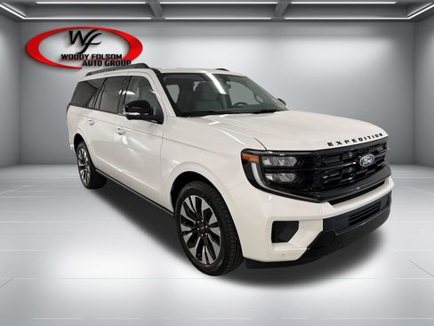 New 2027 Ford Expedition Max Platinum AWD/4WD image 3
