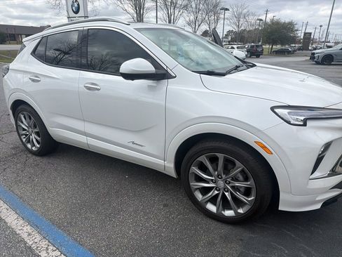 Used 2024 Buick Encore GX Avenir w/ Avenir Technology Package image 2