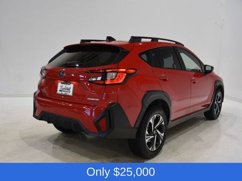 Used 2024 Subaru Crosstrek 2.0i Premium image 4