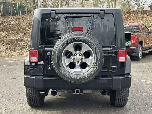 Used 2016 Jeep Wrangler Sahara w/ Connectivity Group image 4