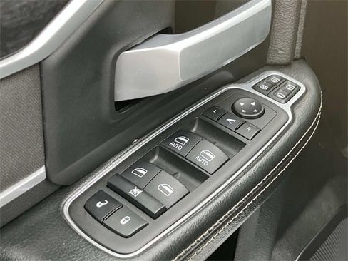 Used 2024 RAM 3500 Big Horn image 30