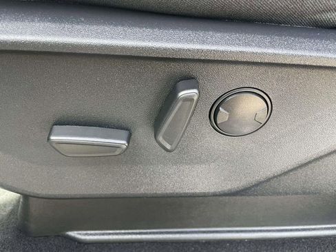 Used 2023 Ford F150 XLT AWD/4WD image 13