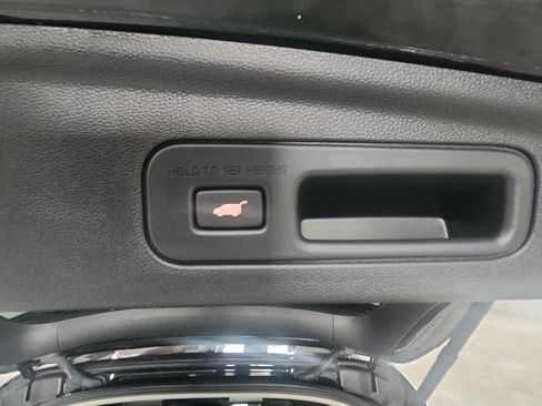 Used 2024 Acura MDX FWD w/ Technology Package image 40