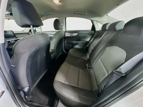 Used 2024 Kia Forte LXS FWD image 25