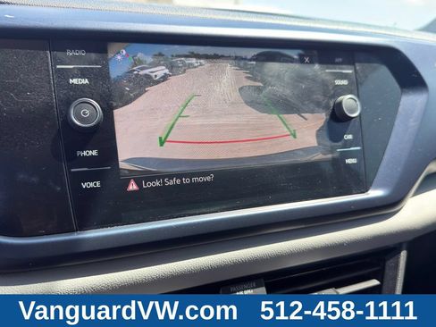 Used 2022 Volkswagen Taos SE AWD/4WD image 19