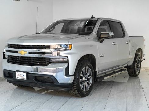 Used 2022 Chevrolet Silverado 1500 LT RWD image 4