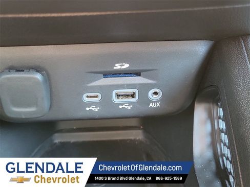 Used 2023 Chevrolet TrailBlazer RS w/ Sun and Liftgate Package image 30