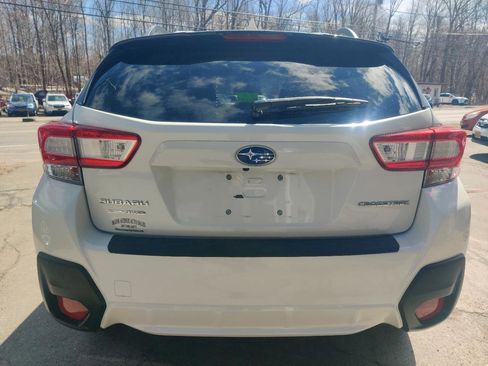 Used 2018 Subaru Crosstrek 2.0i Premium image 5
