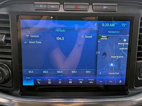 Used 2021 Ford F150 Lariat image 14