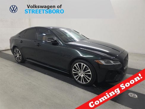 Used 2024 Jaguar XF R-Dynamic SE image 1