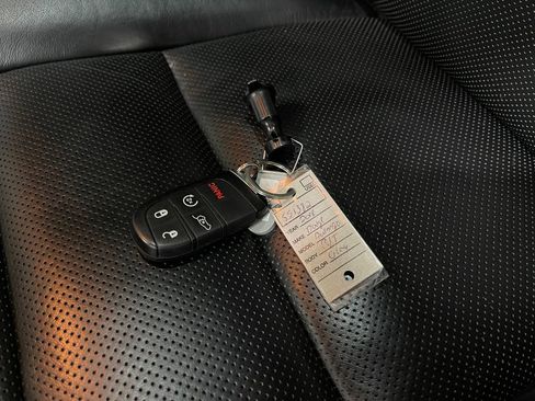 Used 2018 Dodge Durango R/T w/ Trailer Tow Group IV image 39