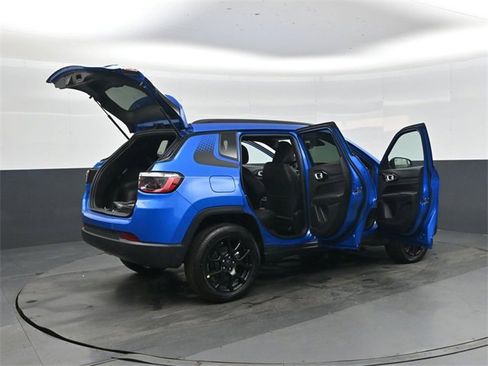 New 2026 Jeep Compass Latitude image 46