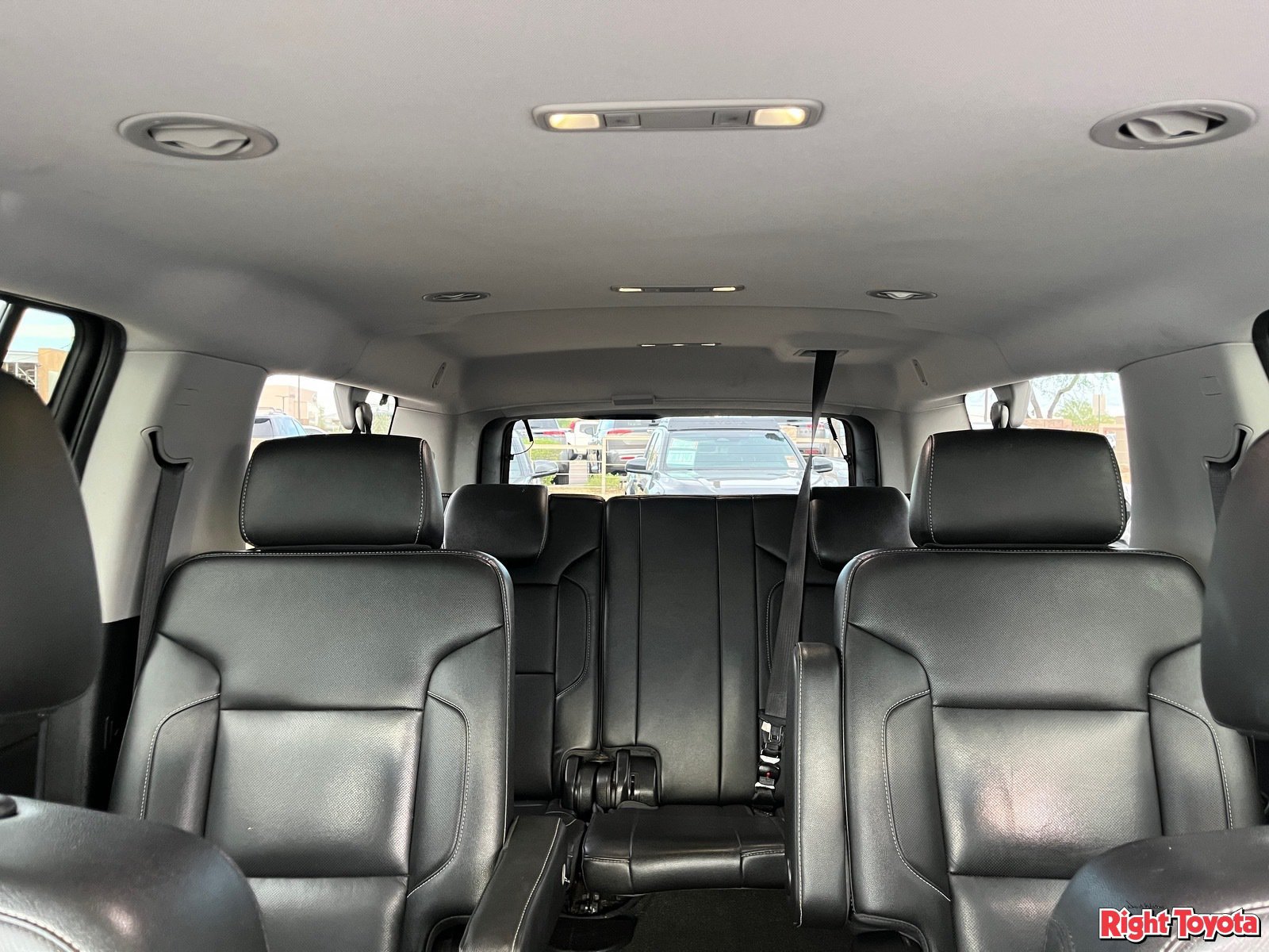 Used 2018 Chevrolet Suburban Premier RWD image 31