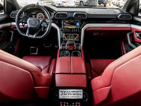 Used 2020 Lamborghini Urus AWD/4WD image 19