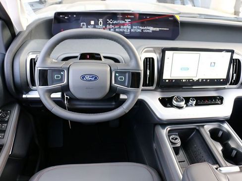 New 2026 Ford Expedition Active AWD/4WD image 22