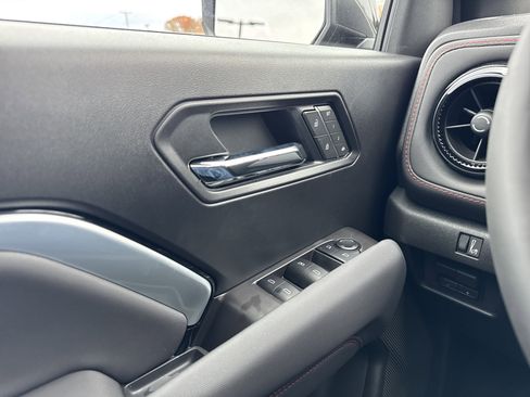 New 2026 Chevrolet Colorado Z71 w/ Technology Package image 25